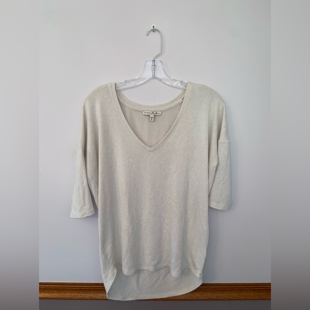 Cream colored mud sleeve sweater from Express. Size S